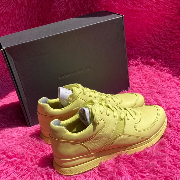 Everlane The Trainer in Lightning Green size 13 NWT - Picture 3 of 12